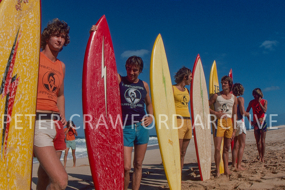 Mark Richards, Gerry Lopez, Rory Russell, Mike Armstrong, Paul Naude and Pepe Lopes gather at Pipeline in 1976. Peter Crawford Archive.