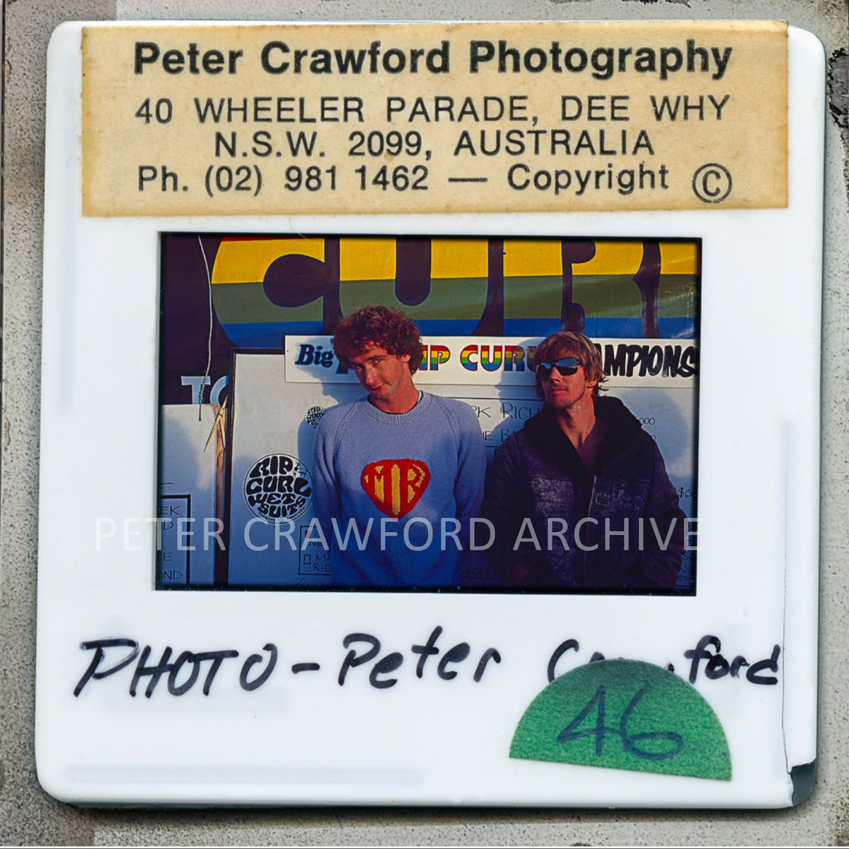 Mark Richards and Wayne Bartholomew share a post-event moment at Bells Beach. Peter Crawford Archive.