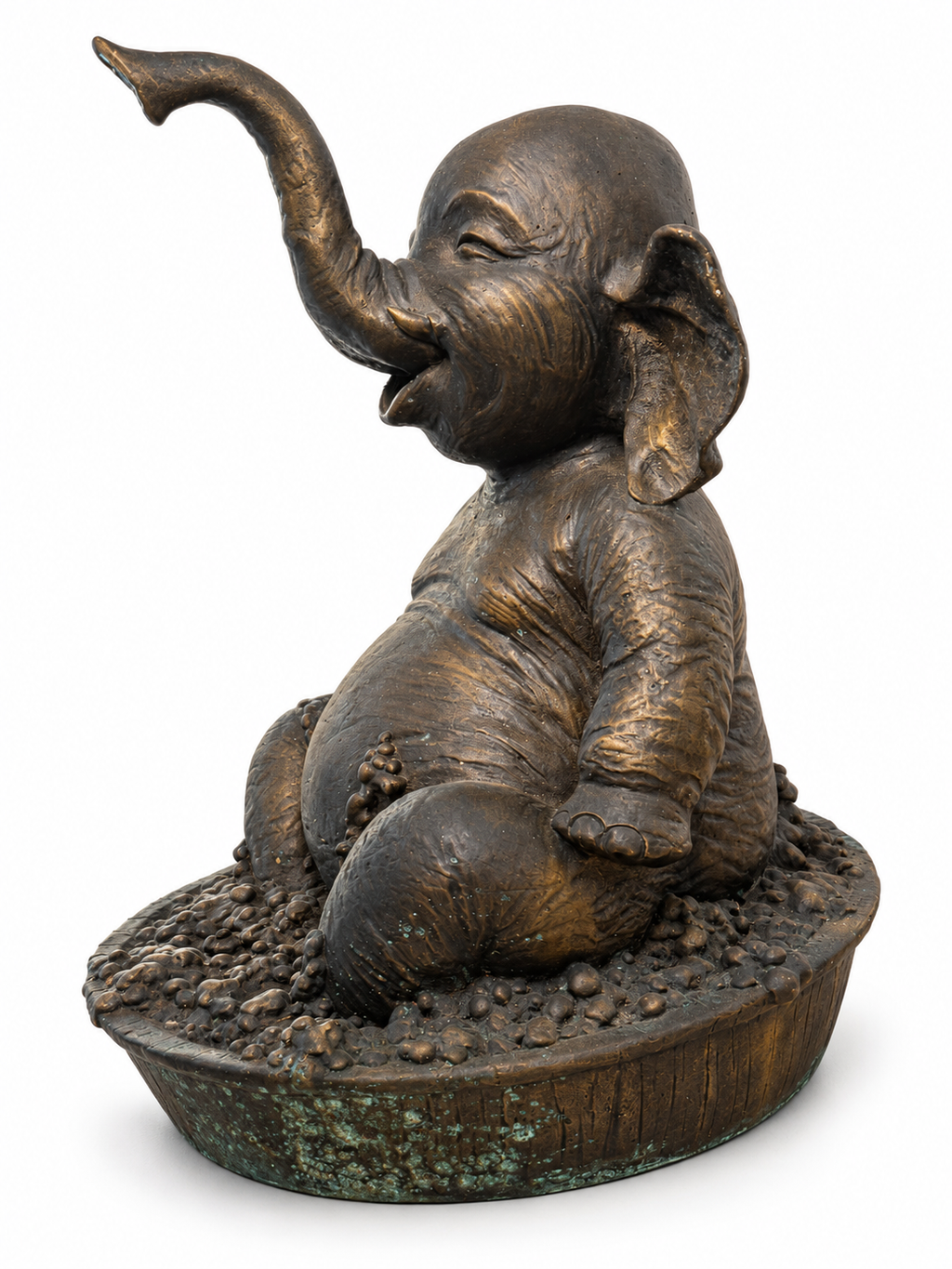 David Bromley - Bath Elephant, 27 × 37 cm, left-facing angled view on white