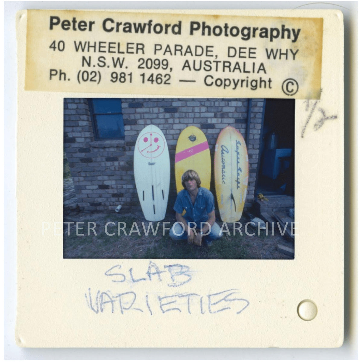 Peter Crawford with his slab kneeboards at home in Dee Why in 1981. Peter Crawford Archive.